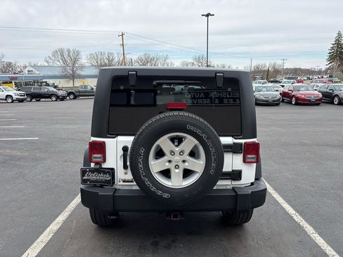 Used 2017 Jeep Wrangler Sport w/ Quick Order Package 24S image 4