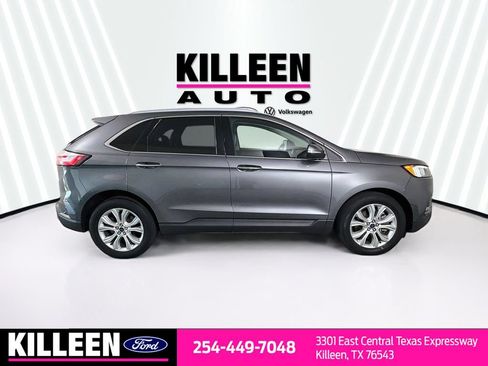 Used 2022 Ford Edge Titanium AWD/4WD image 10