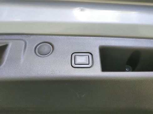 Used 2024 Chevrolet Equinox LT w/ LPO, Floor Liner Package image 22