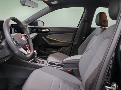 Used 2025 Volkswagen Jetta GLI Autobahn image 18
