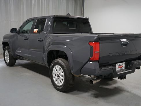 Used 2024 Toyota Tacoma SR5 w/ SR5 Upgrade Package RWD image 6