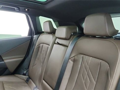 Used 2025 BMW X3 xDrive30i w/ Premium Package image 29