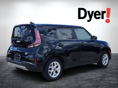 Certified 2024 Kia Soul LX w/ Option Group 015 FWD image 5