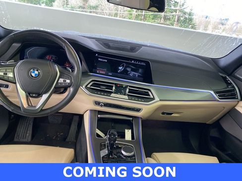 Used 2021 BMW X5 xDrive40i w/ Premium Package image 9