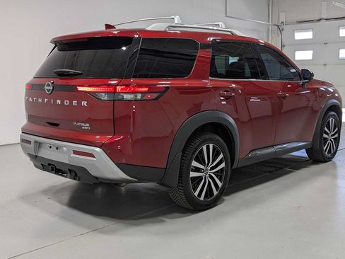Used 2023 Nissan Pathfinder Platinum AWD/4WD image 8