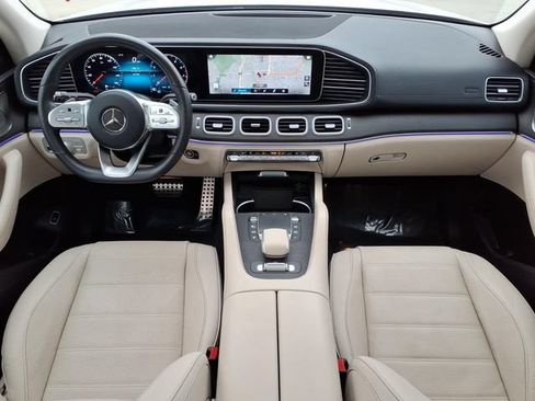 Certified 2022 Mercedes-Benz GLS 450 4MATIC image 4