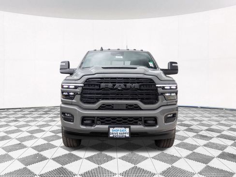 New 2026 RAM 2500 Laramie AWD/4WD image 10