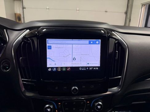 Certified 2022 Chevrolet Traverse RS image 18