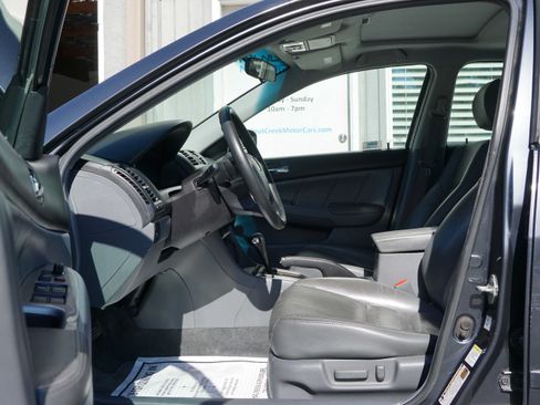 Used 2004 Honda Accord EX image 35