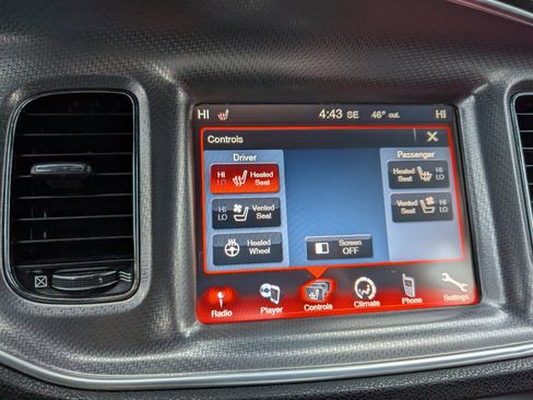 Used 2014 Dodge Charger SXT Plus image 17