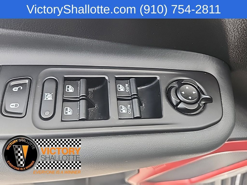 Certified 2023 Jeep Renegade Latitude AWD/4WD image 20