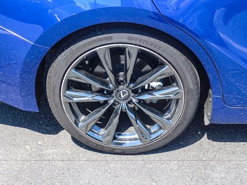 Used 2023 Lexus IS 350 F Sport w/ Accessory Package 2 RWD image 11