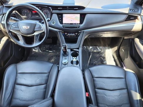 Used 2022 Cadillac XT5 Premium Luxury w/ Platinum Package AWD/4WD image 10
