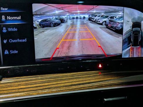 Used 2022 Cadillac Escalade Premium Luxury image 14