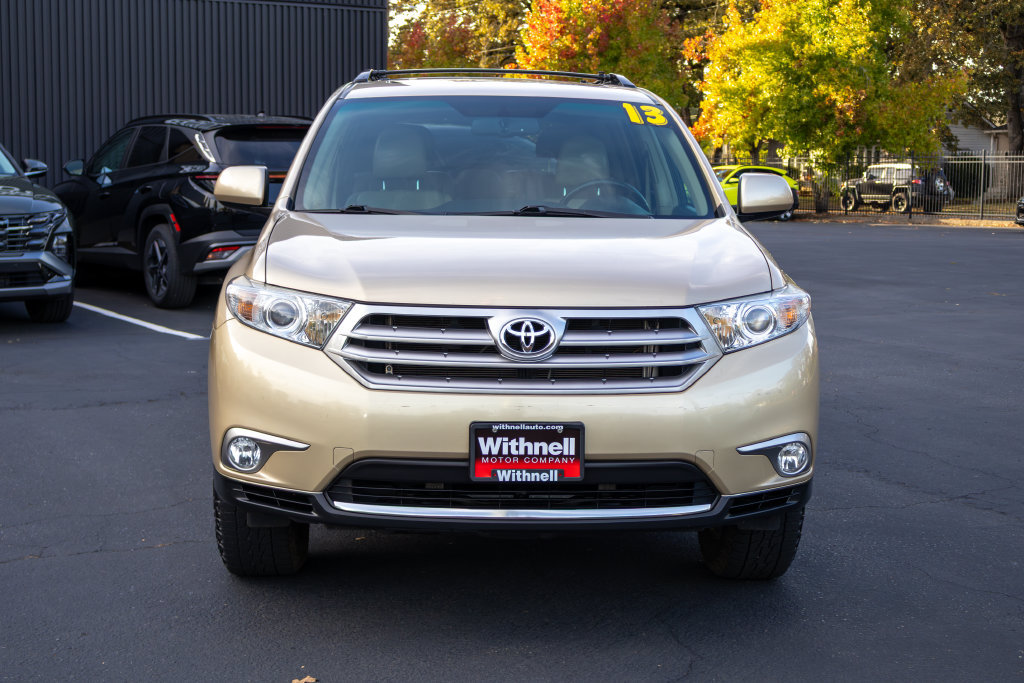 Used 2013 Toyota Highlander SE AWD/4WD image 4