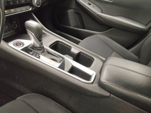 Used 2024 Nissan Sentra SV FWD image 26