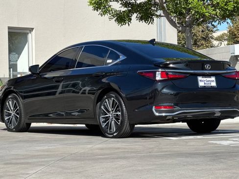 Used 2024 Lexus ES 300h w/ Premium Package FWD image 3