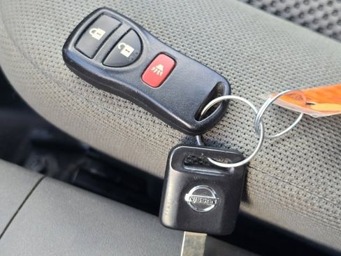 Used 2019 Nissan Frontier SV image 34