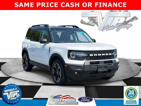 Used 2025 Ford Bronco Sport Outer Banks AWD/4WD image 1