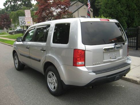 Used 2014 Honda Pilot LX image 4