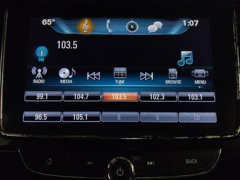 Used 2020 Buick Encore Preferred w/ Safety Package image 25