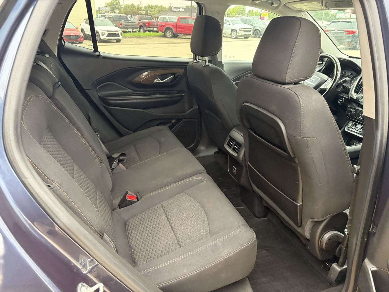 Used 2018 GMC Terrain SLE w/ Driver Convenience Package FWD image 10