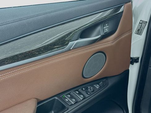 Used 2019 BMW X6 sDrive35i w/ Executive Package image 18