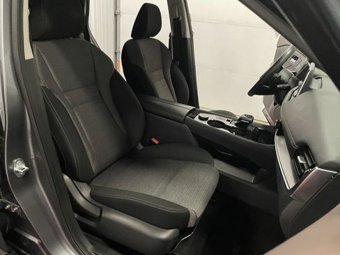 Used 2021 Nissan Rogue SV AWD/4WD image 41
