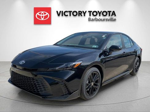 New 2026 Toyota Camry SE FWD image 1