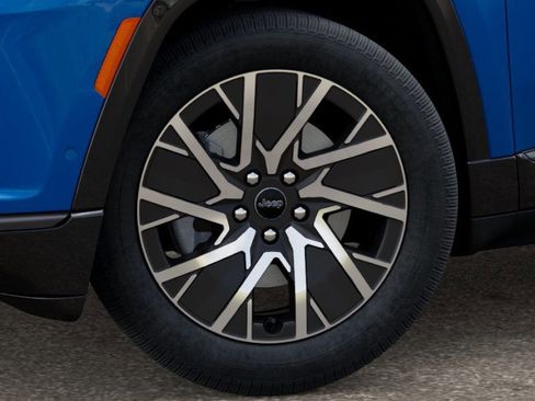 Used 2025 Jeep Wagoneer S Limited image 8