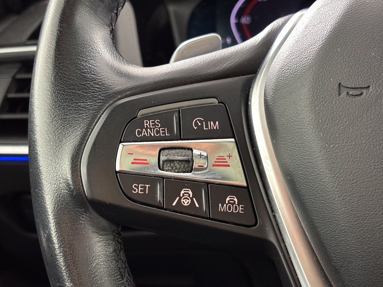 Used 2020 BMW 330i Sedan w/ Premium Package RWD image 18