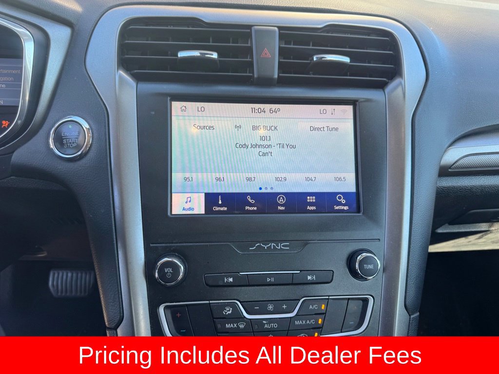 Used 2020 Ford Fusion SE FWD image 6