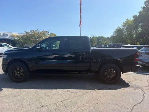 Used 2020 RAM 1500 Limited w/ Black Appearance Package AWD/4WD image 5