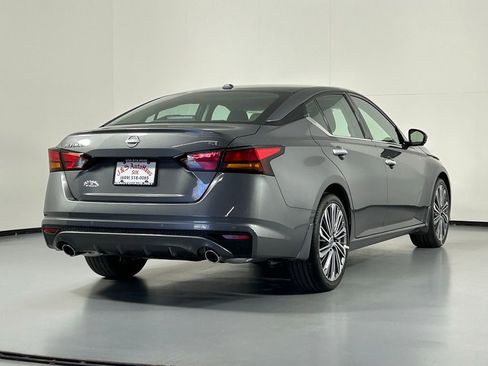 Used 2025 Nissan Altima 2.5 SL image 7