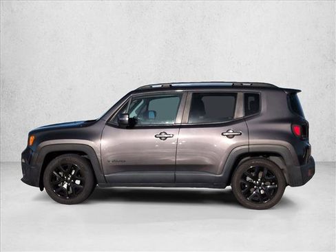 Used 2018 Jeep Renegade Altitude image 9