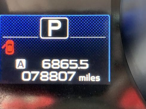 Used 2017 Subaru Outback 2.5i Premium image 17