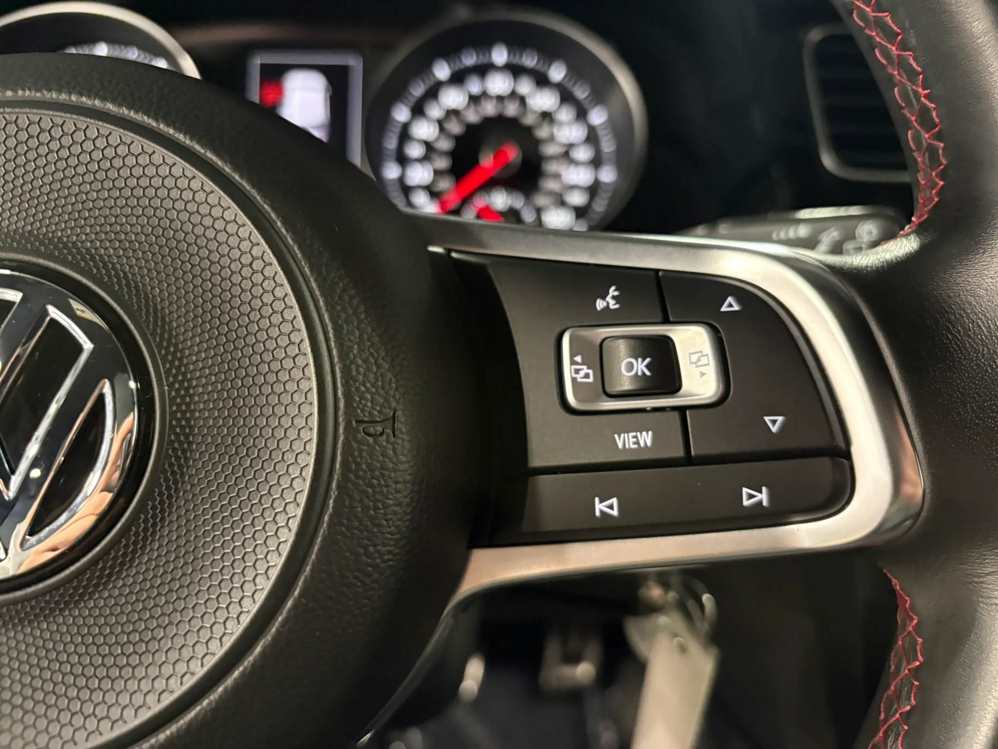 Used 2019 Volkswagen GTI S FWD image 18