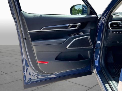 Certified 2025 Kia Telluride S FWD image 20