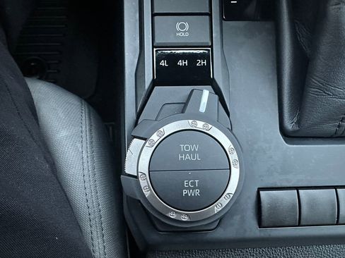 Used 2024 Toyota Tacoma SR5 image 18