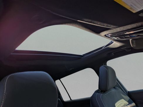 New 2025 Jeep Grand Cherokee L Laredo image 25