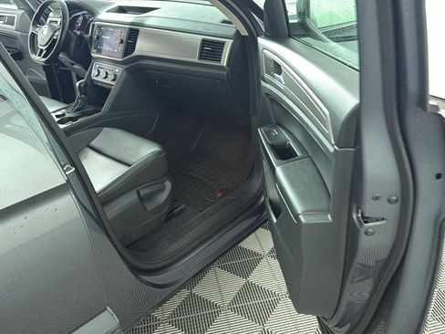 Used 2019 Volkswagen Atlas SE AWD/4WD image 17