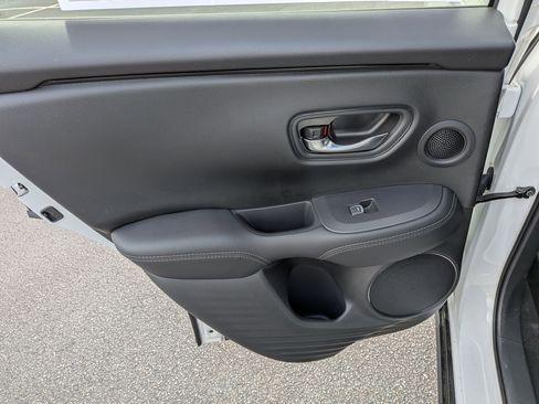New 2026 Honda HR-V EX-L image 25
