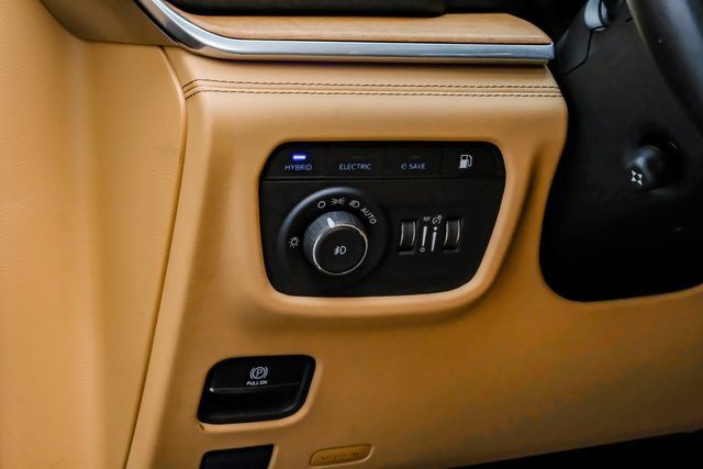 Used 2022 Jeep Grand Cherokee Summit AWD/4WD image 39