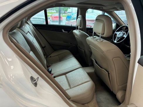 Used 2014 Mercedes-Benz C 250 Sedan image 29