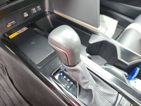 Certified 2025 Toyota Camry SE image 19