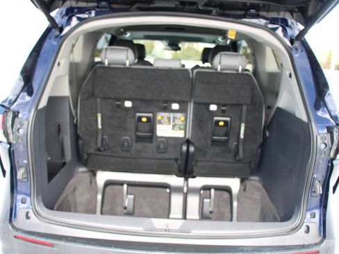 Certified 2024 Toyota Sienna XLE image 14