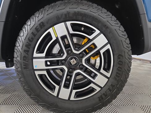 Used 2022 Rivian R1T Launch Edition AWD/4WD image 10