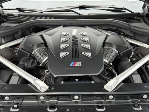 Certified 2023 BMW X7 M60i w/ Executive Package image 34