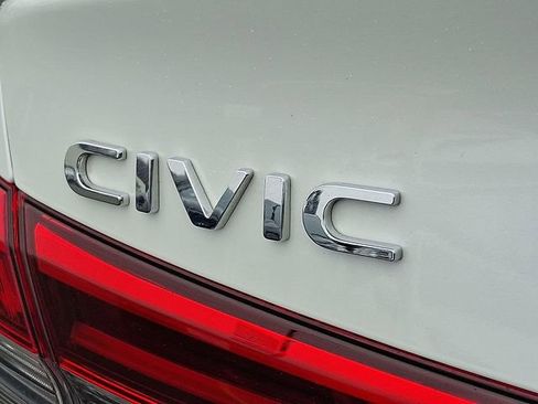 Certified 2023 Honda Civic Sport image 29