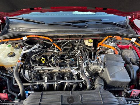 Used 2021 Ford Escape Titanium w/ Class II Trailer Tow Package image 25